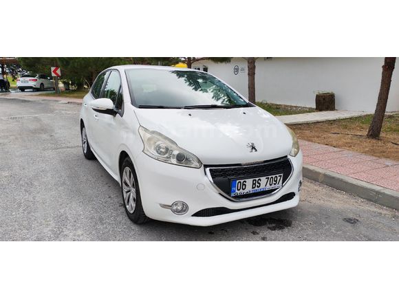 Sahibinden Peugeot 208 1.2 VTi Active 2014 Model