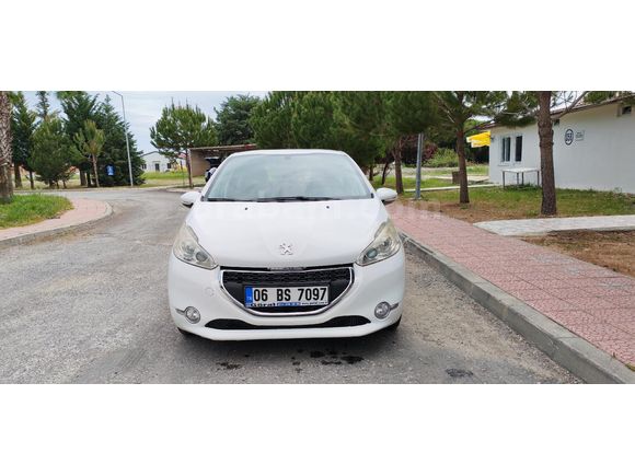Sahibinden Peugeot 208 1.2 VTi Active 2014 Model