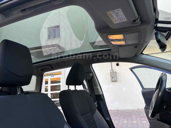 Sahibinden Toyota Auris 1.8 Hybrid Advance Skypack 2018 Model 