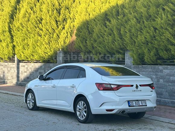 Sahibinden Renault Megane 1.5 dCi Touch 2017 Model Denizli