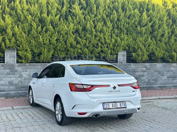 Sahibinden Renault Megane 1.5 dCi Touch 2017 Model Denizli