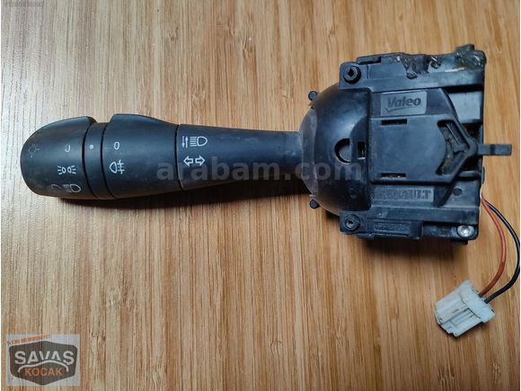 Dacia Dokker AYDINLATMA KUMANDA SİNYAL KOLU