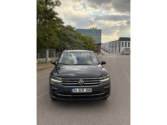 Sahibinden Volkswagen Tiguan 1.5 TSI Life 2022 Model 