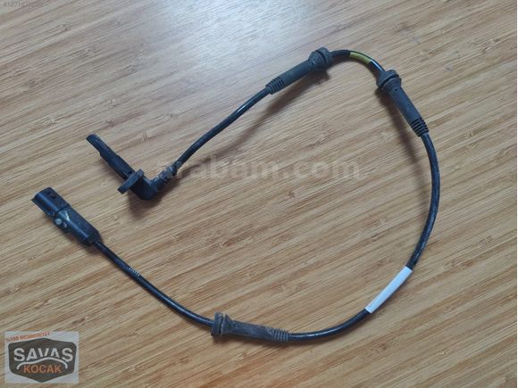 Renault Express SAĞ ÖN ABS OKUYUCUSU