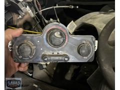 Renault Clio3 KALORIFER-KLİMA KONTROL PANELİ