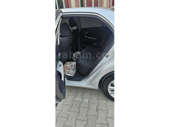 Sahibinden Toyota Corolla 1.4 D-4D Elegant 2010 Model Hatay 229.000 km Gri (Gümüş)