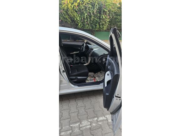 Sahibinden Toyota Corolla 1.4 D-4D Elegant 2010 Model Hatay 229.000 km Gri (Gümüş)