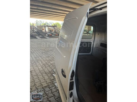 Volkswagen CADDY SAĞ YAN SÜRGÜLÜ KAPI