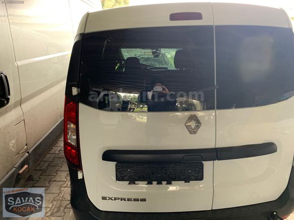 2023 Renault EXPRESS VAN TRAVERS