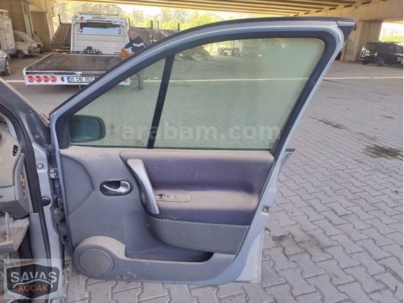 Renault SCENİC KAPI KOLU
