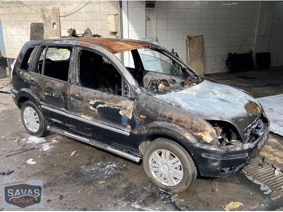 2004 Ford FUSİON 1.6 BENZİN PLAKALI RUHSATLI PARÇA AMAÇLI