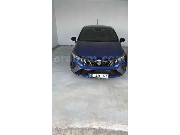 Sahibinden Renault Clio 1.0 TCe Techno Esprit Alpine 2025 Model 
