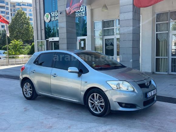 Toyota Auris 1.4 D-4D Comfort Extra 2010 Model