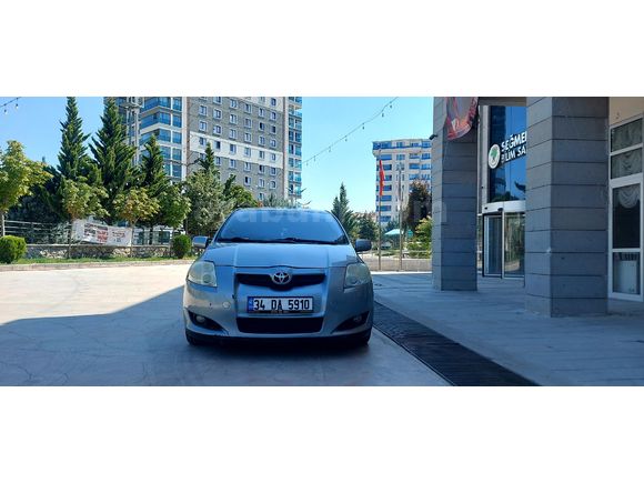 Toyota Auris 1.4 D-4D Comfort Extra 2010 Model