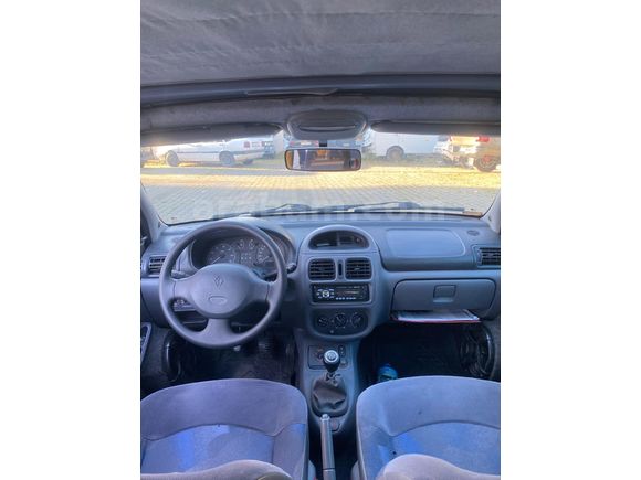 Sahibinden Renault Clio 1.4 2001 Model