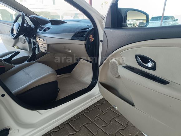 Galeriden Renault Megane 1.6 Expression 2011 Model Mersin