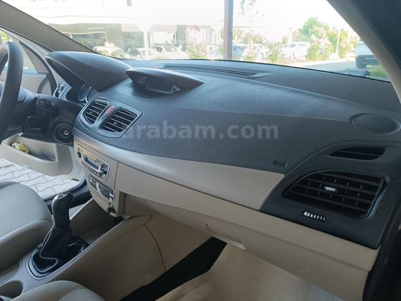 Galeriden Renault Megane 1.6 Expression 2011 Model Mersin