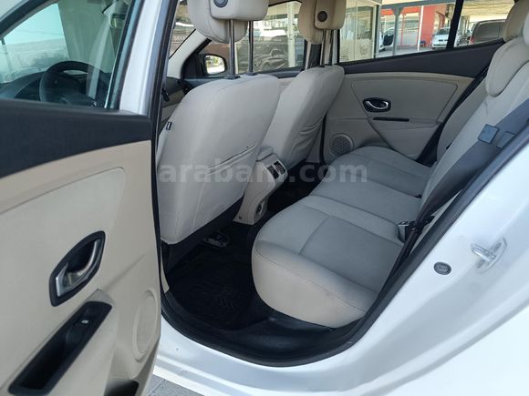 Galeriden Renault Megane 1.6 Expression 2011 Model Mersin