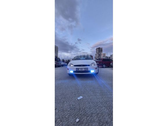 Sahibinden Ford Focus 1.6 Ambiente 2000 Model Ankara