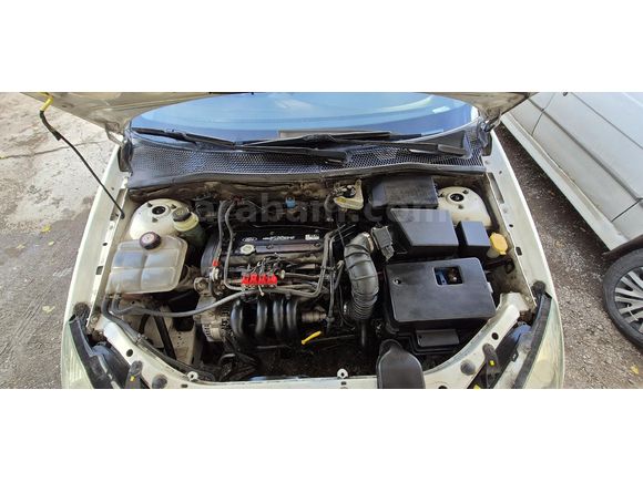 Sahibinden Ford Focus 1.6 Ambiente 2000 Model Ankara