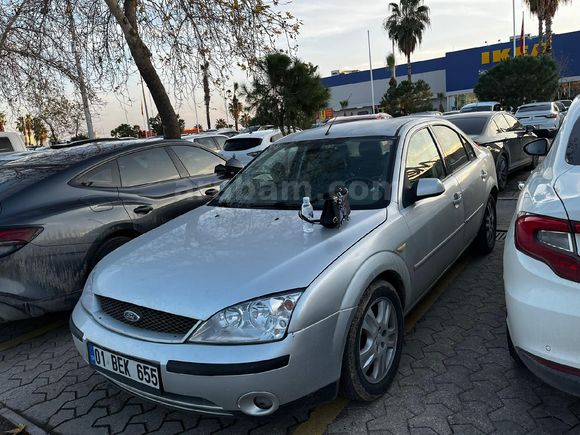 Sahibinden Ford Mondeo 2.0 Ghia 2002 Model  320.000 km Gri