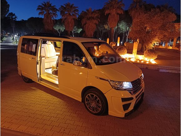 Sahibinden Volkswagen Transporter 2.0 TDI Camlı Van 2022 Model Antalya
