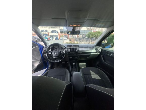 Sahibinden Skoda Fabia 1.0 TSI premium 2020 Model  araç istanbulda