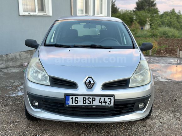 Sağlık Personelinden Bakımlı Renault Clio 1.5 dCi
