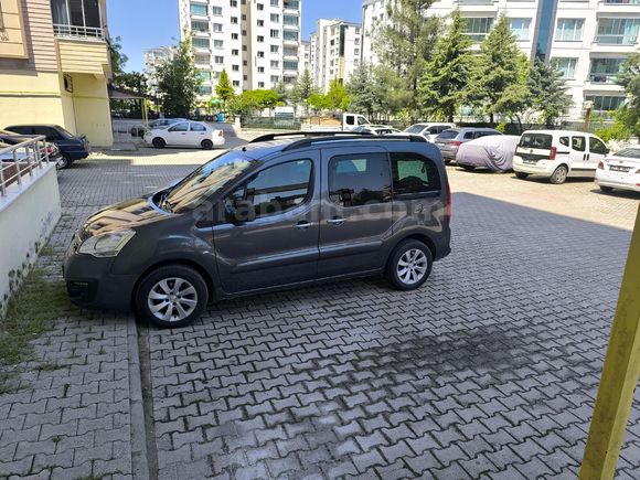 Sahibinden Peugeot Partner 1.6 HDI Active 2017 Model