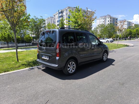Sahibinden Peugeot Partner 1.6 HDI Active 2017 Model
