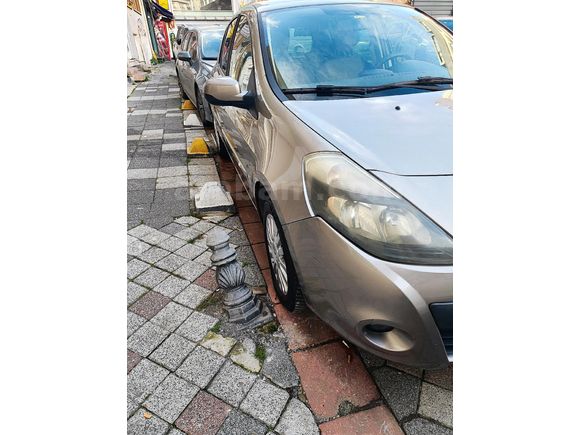 Sahibinden Renault Clio 1.2 Expression 2010 Model  149.000 km Kahverengi