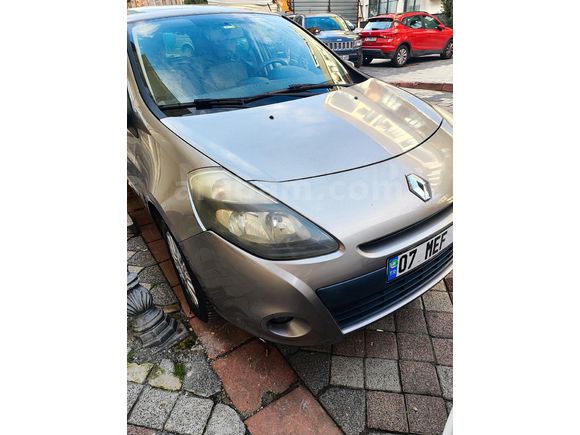 Sahibinden Renault Clio 1.2 Expression 2010 Model  149.000 km Kahverengi