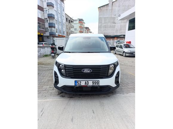 Sahibinden Ford Tourneo Courier 1.0 EcoBoost Deluxe 2025 Model  26.000 km Beyaz