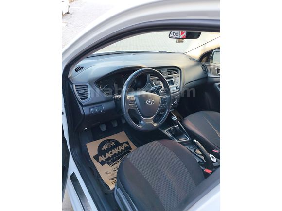 Sahibinden Hyundai i20 1.2 MPI Style 2015 Model 