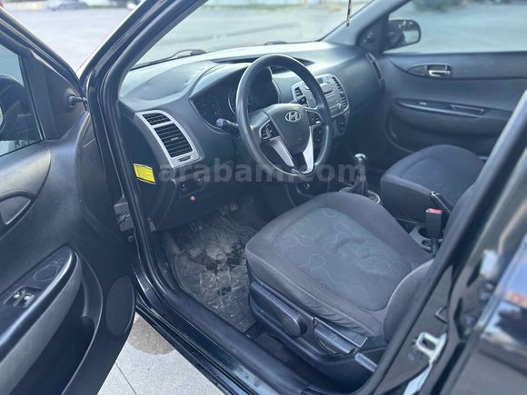 Sahibinden Hyundai i20 1.4 CRDi Select 2010 Model 