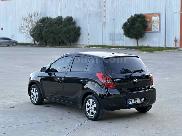 Sahibinden Hyundai i20 1.4 CRDi Select 2010 Model 