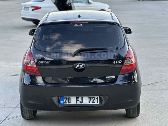 Sahibinden Hyundai i20 1.4 CRDi Select 2010 Model 
