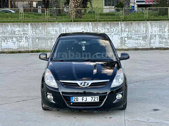 Sahibinden Hyundai i20 1.4 CRDi Select 2010 Model 