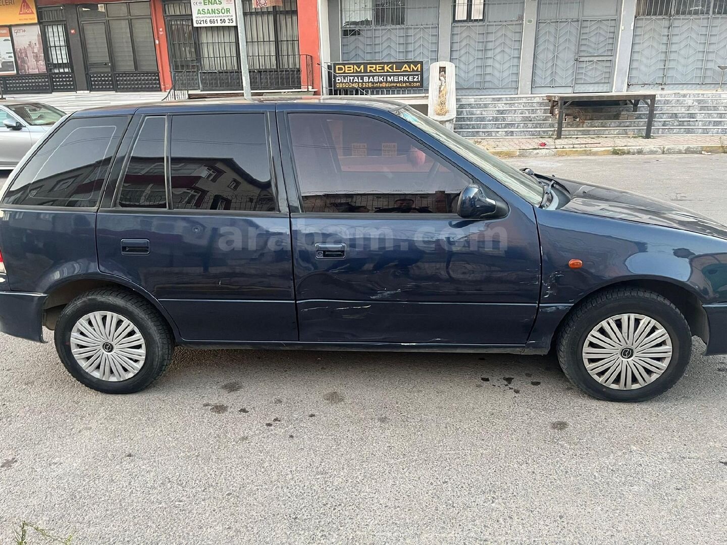 Sahibinden Suzuki Swift 1.3 GLX 2000 Model İstanbul 177.338 km Lacivert 7