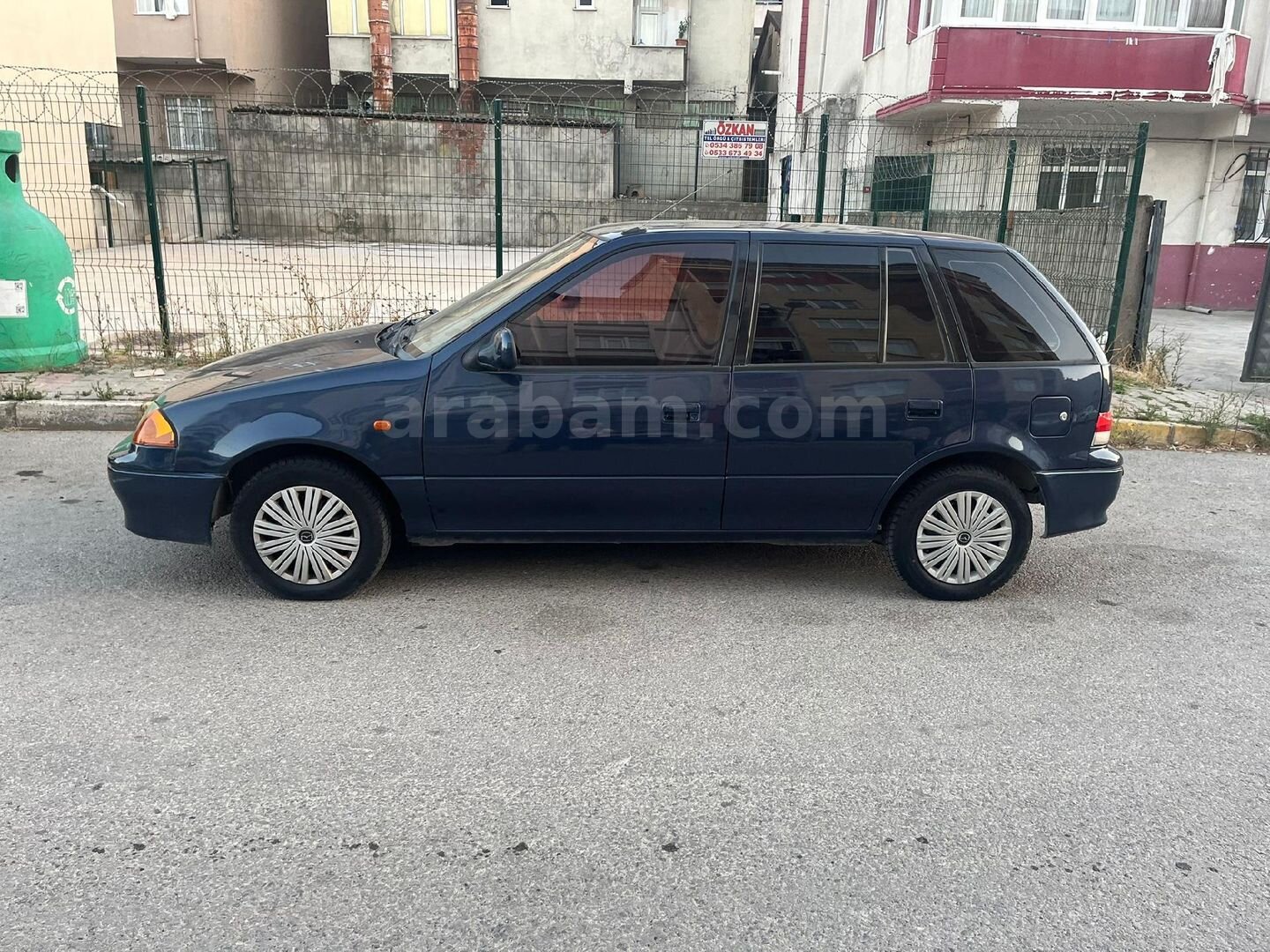 Sahibinden Suzuki Swift 1.3 GLX 2000 Model İstanbul 177.338 km Lacivert 6