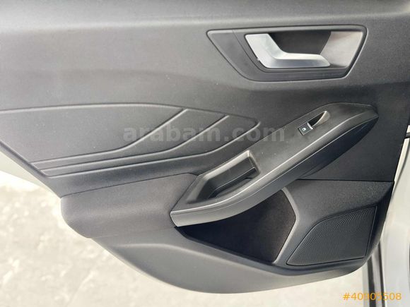 2024 FORD FOCUS TİTANİUM X OTOMATİK BOYASIZ