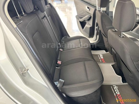 2024 FORD FOCUS TİTANİUM X OTOMATİK BOYASIZ