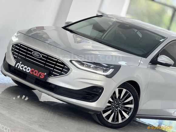 2024 FORD FOCUS TİTANİUM X OTOMATİK BOYASIZ