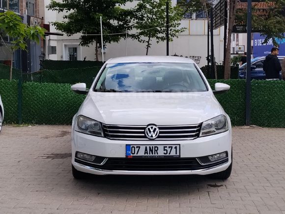 Sahibinden Volkswagen Passat 1.4 TSi BlueMotion Comfortline 2014 Model  155.000 km Beyaz