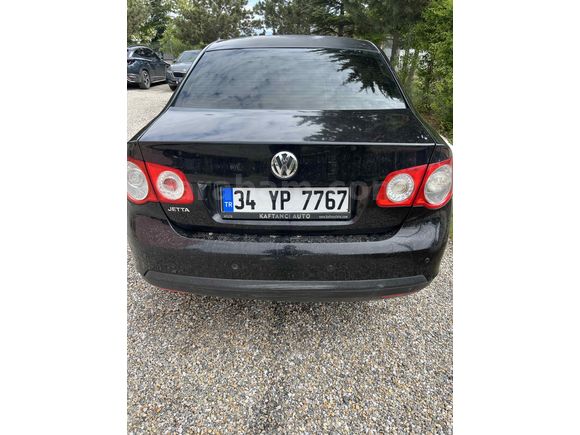DEĞİŞENSİZ JETTA 