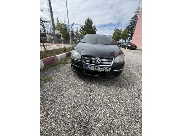 DEĞİŞENSİZ JETTA 
