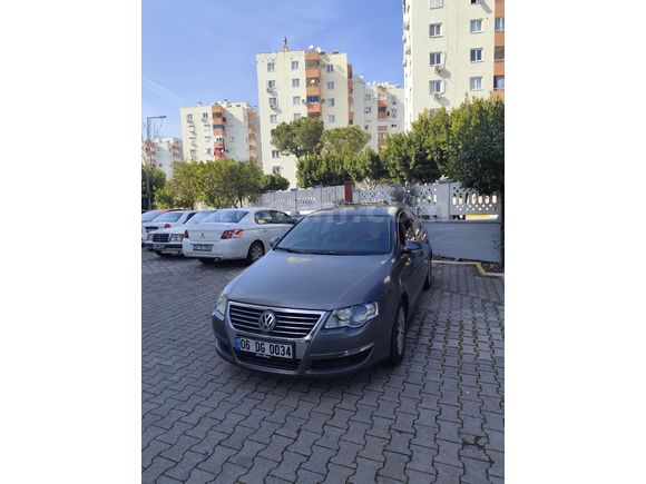 Passat 2.0 FSi Highline 2007 Model
