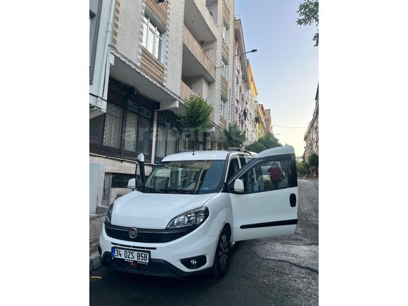 Sahibinden Fiat Doblo Combi 1.6 Multijet Premio Plus 2022 Model  63.000 km Beyaz