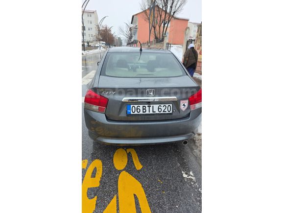 Sahibinden Honda City 1.4 LS 2009 Model