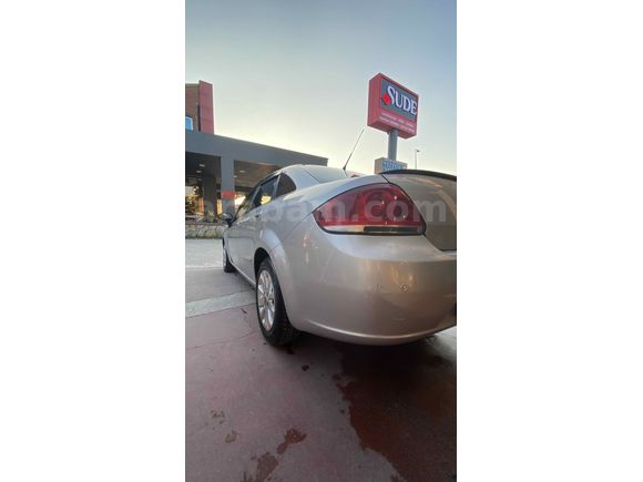 2011-değişensiz-exper mevcut-Bakımları yeni-CarPlay-Çelik jant